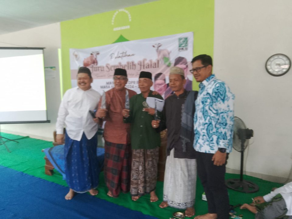 Sudjatmiko_Pelatihan Juru Sembelih Halal Pencerahan Seputar Qurban-3.jpg